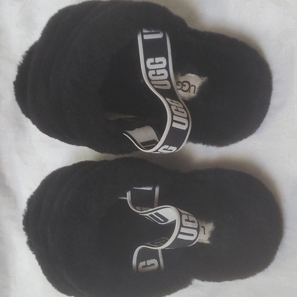 Ugg Women's  Fluff  Yeah Slide Slippers Genuine  Shearling - Picture 2 of 7